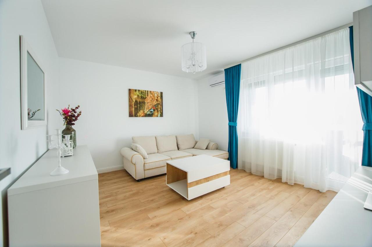 Fantastic Apartment At Prima Residence Oradea Exterior foto